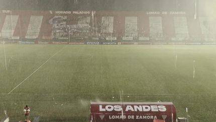 Los Andes y Deportivo Armenio completarán su partido el próximo martes.