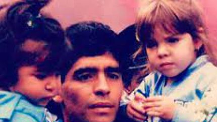 el emotivo recuerdo de dalma y gianinna a diego