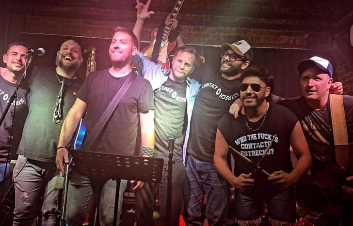 Contacto Estrecho, en Lomas de Zamora.