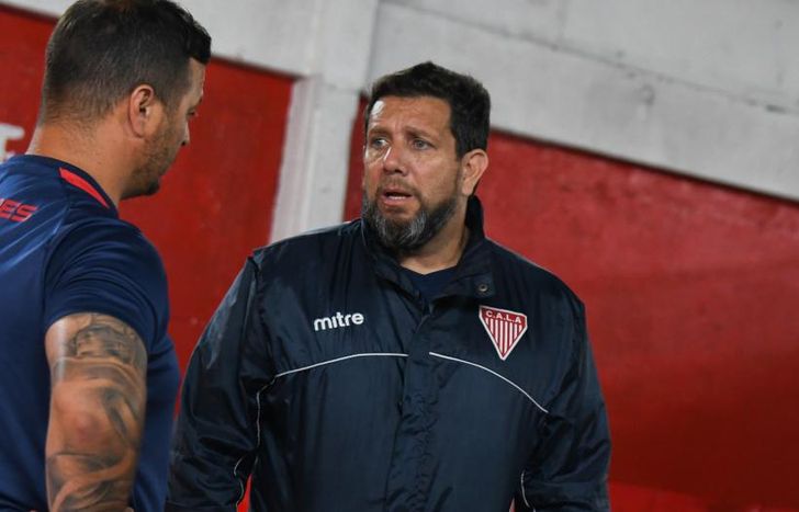 El DT de Los Andes aguarda por los refuerzos.