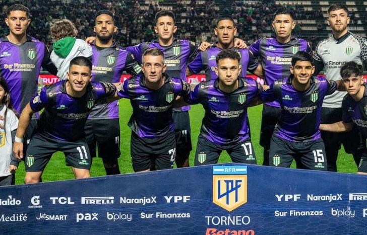 La formación frente a Instituto.