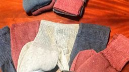 Piden donaciones de medias para nenas y nenes.