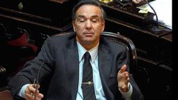 la-pelea-con-los-holdouts-2145286w620