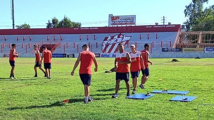 El Tallarín entrena en Timote y Castro.
