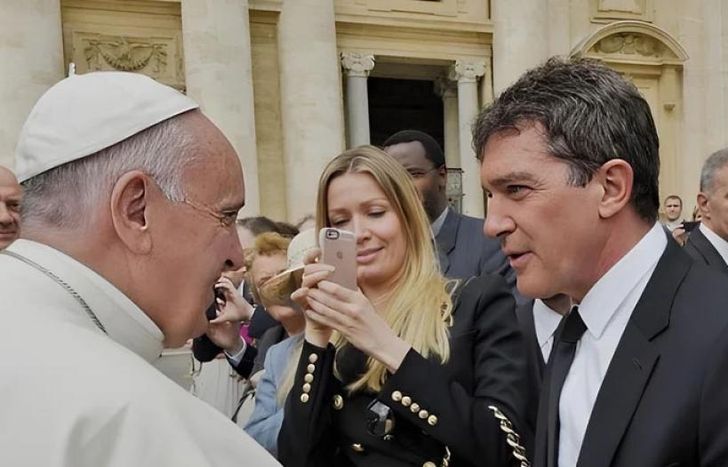 Antonio Banderas despidió al papa Francisco.