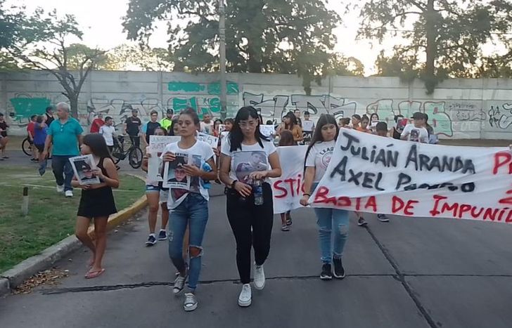 Marcharon en el lugar donde fue asesinado Ariel Gómez en Llavallol.
