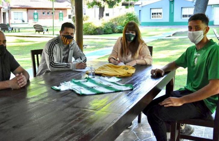 Calo se incorporó tras el acuerdo entre ambos clubes.