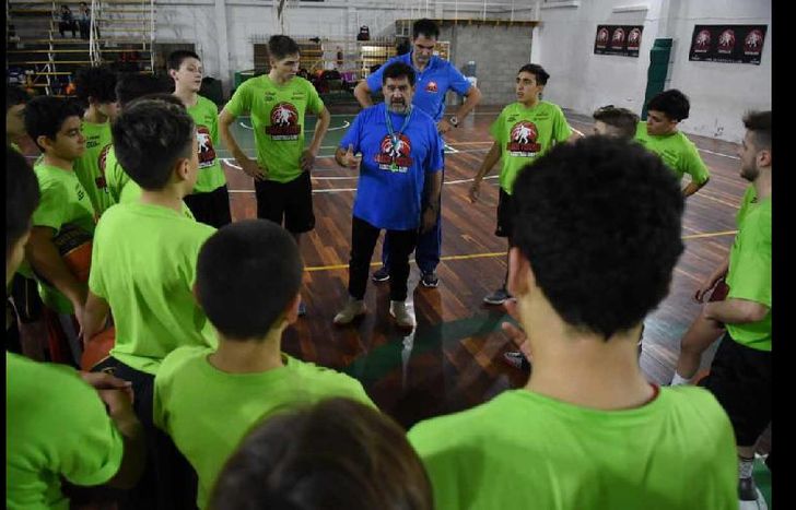 La clínica fue destinada a jóvenes de 8 a 19 años.