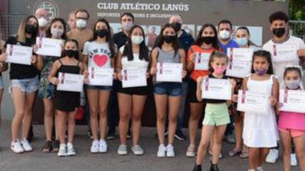 Chicos y chicas de todas las disciplinas fueron reconocidos. Chicos y chicas de todas las disciplinas fueron reconocidos.