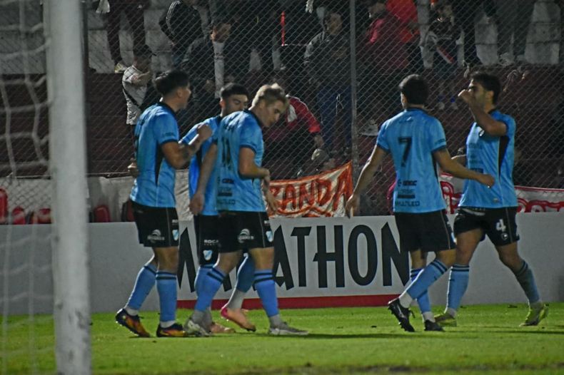 Temperley tuvo una prueba de autoridad ante San Martín de Tucumán.