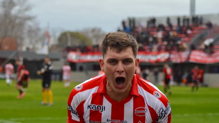 Camilo Viganoni viene de jugar en Talleres de Escalada.