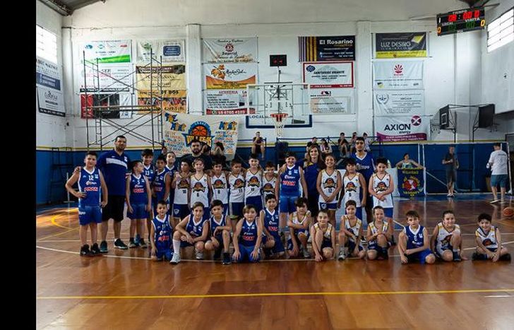 Entre 600 y 800 vecinos practican deportes cada semana en el club.