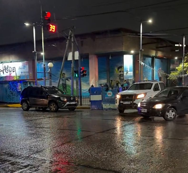 La Polic&iacute;a en el lugar del accidente.