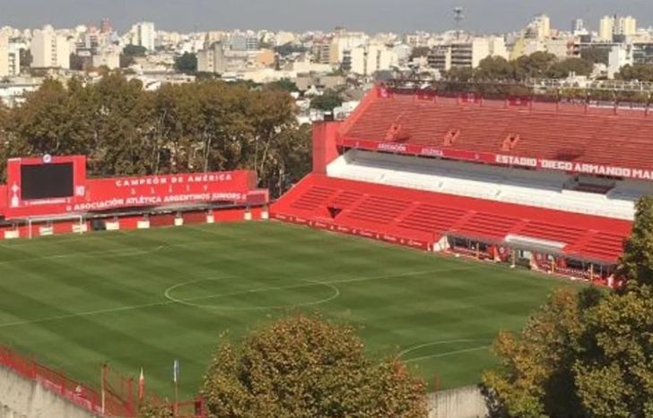 Banfield quiere festejar en el Diego Maradona.