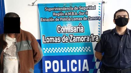 intento robarle a dos repartidores simulando que tenia un arma: lo detuvieron