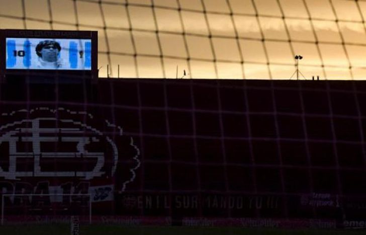 La Fortaleza le brindó su merecido homenaje a Mardona.