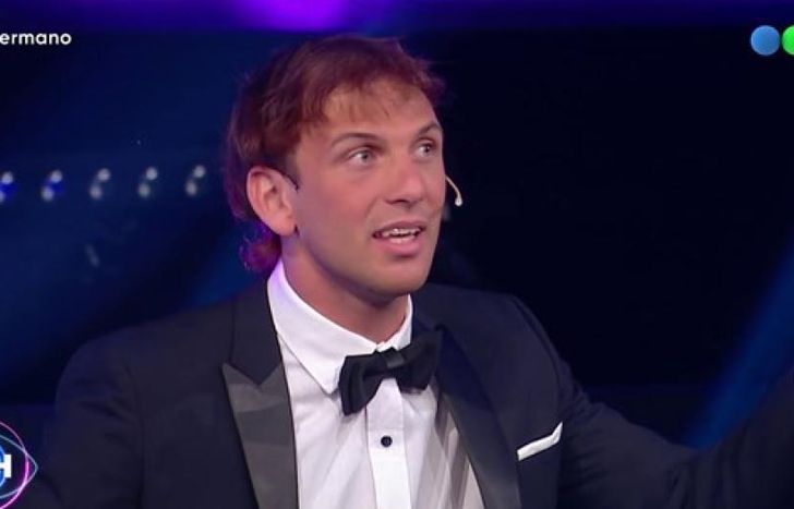 Bautista, muy elegante.