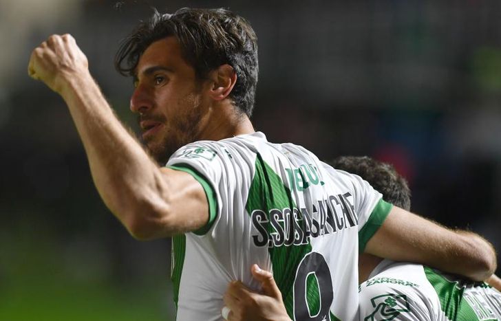 El uruguayo abrió el camino del triunfo.