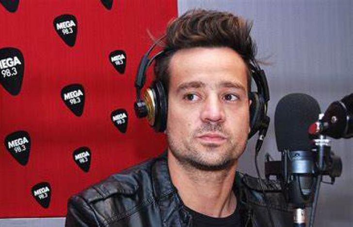 El cantante podría recibir pronto el alta.