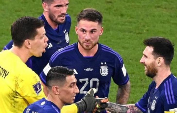 El arquero de Polonia y Messi apostaron antes de la ejecución del penal.