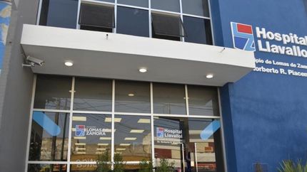 El nene fue trasladado al Hospital Llavallol, donde murió por la gravedad de la herida. El nene fue trasladado al Hospital Llavallol, donde murió por la gravedad de la herida.