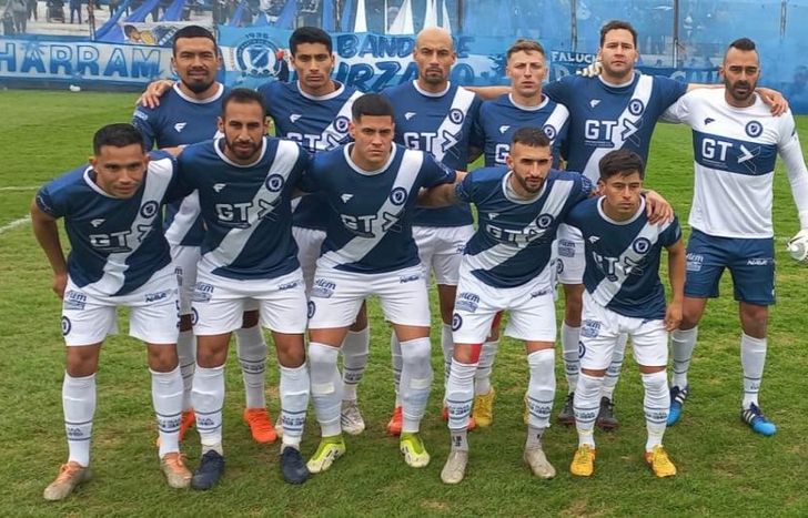 El Azul su octavo partido sin perder de local.