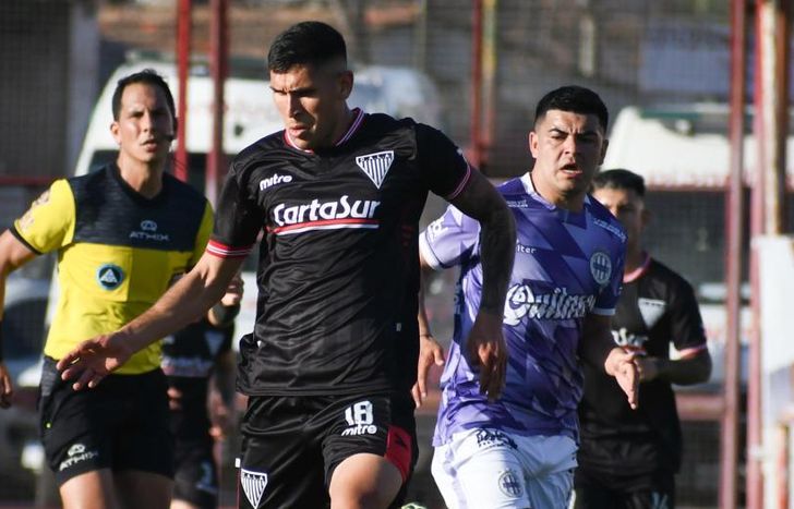 Vivas volvió a convertir en Los Andes después de siete meses.