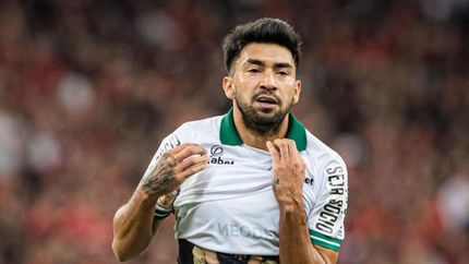 Marcelino Moreno ya empezó a entusiasmar en Lanús. Marcelino Moreno ya empezó a entusiasmar en Lanús.