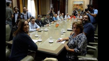 el gobierno bonaerense convoco a paritarias docentes