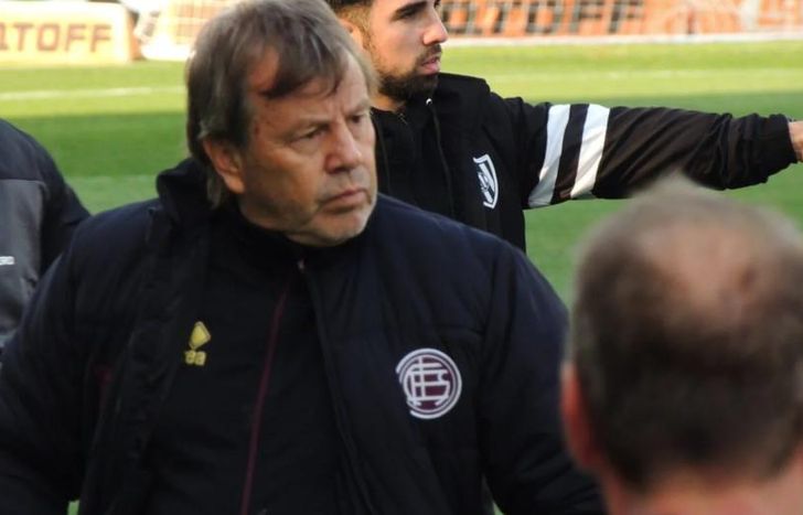 Ricardo Zielinski repartió críticas para dirigentes y por las polémicas arbitrales.