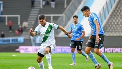 Banfield se mide ante Estudiantes de Río Cuarto en un duelo por el descenso. Banfield se mide ante Estudiantes de Río Cuarto en un duelo por el descenso.