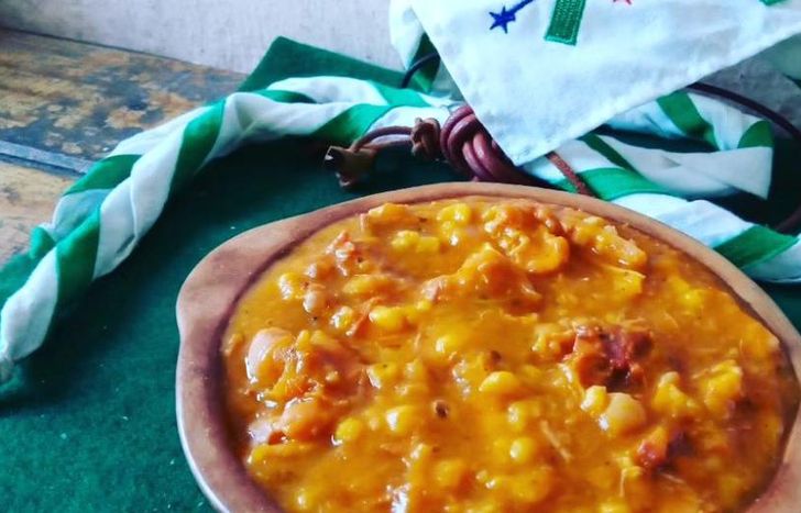 Todo listo para preparar el gran locro del 9 de Julio.