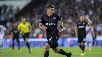 Braghieri dejó un gran recuerdo en su paso por Lanús. Braghieri dejó un gran recuerdo en su paso por Lanús.