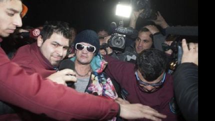 la mama de pity alvarez denuncio que desvalijaron la casa del musico detenido