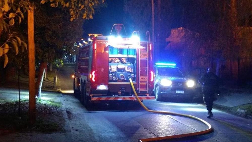 Se desconocen las razones del fuego en la humilde vivienda de la víctima.