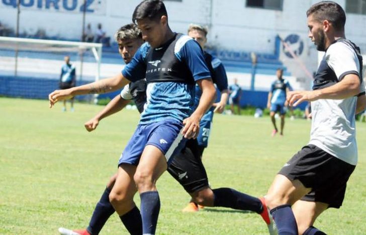El equipo de Burzaco sigue sumando minutos de fútbol.
