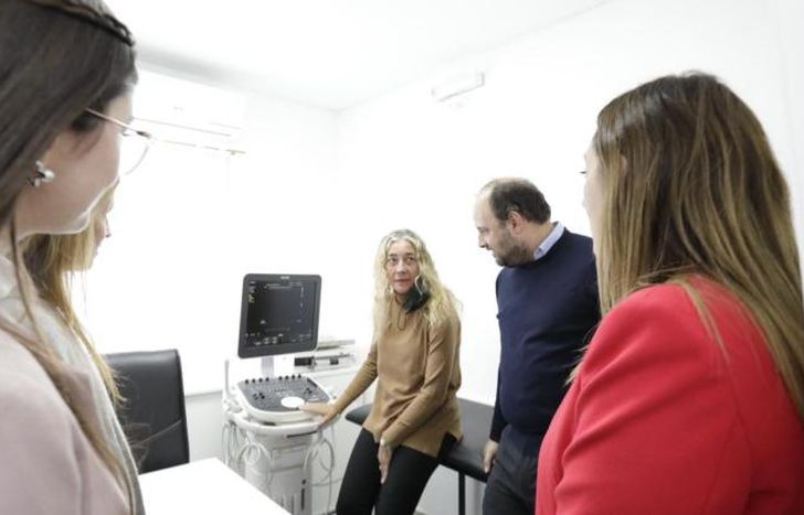 El centro está ubicado en la calle Doyhenard 1240.