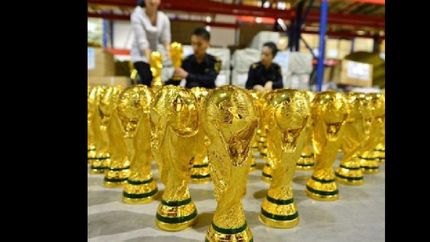 cae una banda que traficaba drogas en replicas de trofeo de la copa del mundo