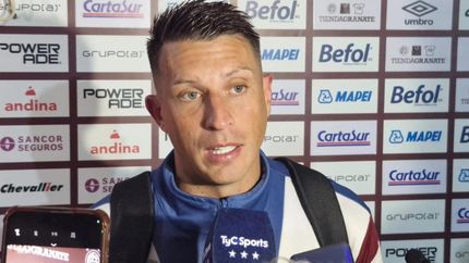 Nahuel Losada, con bronca por el arbitraje de Lanús - Banfield.