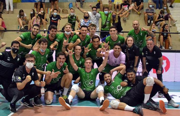 Defensores de Banfield sumó 9 puntos en Paraná.