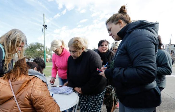 Se realizaron operativos de asistencia en Lomas por el temporal.