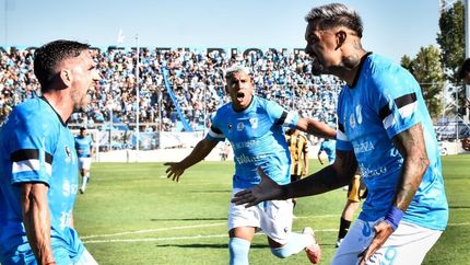 El Gasolero sumó de a tres en su estreno en el Estadio Alfredo Beranger.