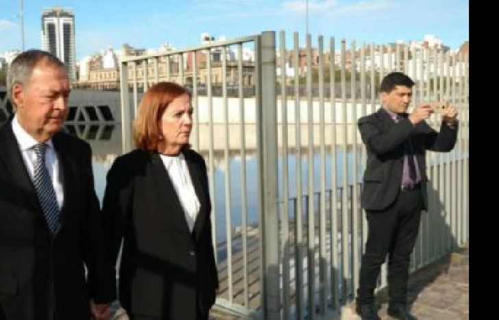 Juan Schiaretti y Alejandra Vigo, en el velorio de De la Sota (La Voz).