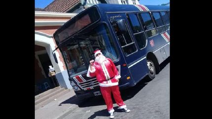 papa noel recorrera lomas de zamora a bordo de la linea 543