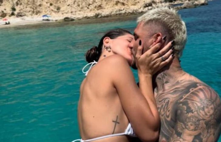 La China Suárez y Mauro Icardi, a los besos.
