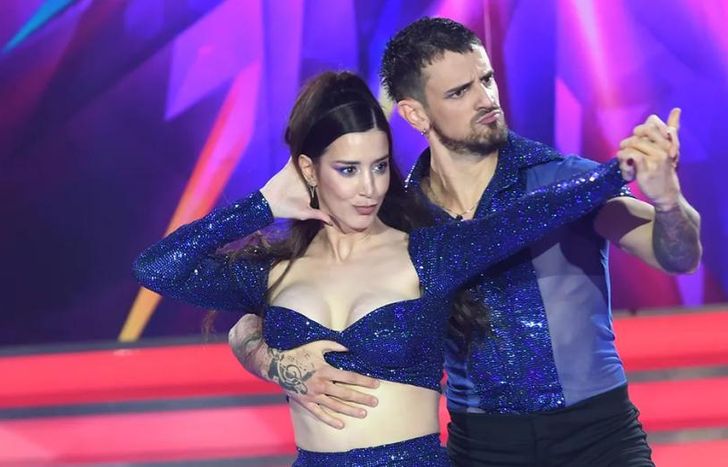 Muy juntos en las pista.