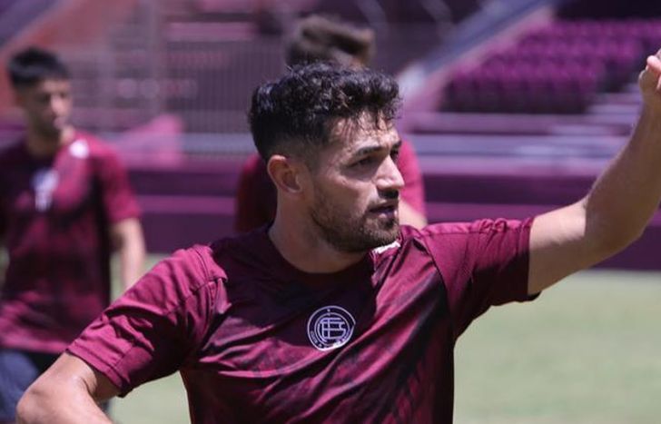 Lautaro Acosta podrá reaparecer antes de lo esperado.