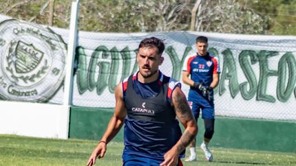 Nioolás Malvcio, defensor de Talleres de Escalada. Nioolás Malvcio, defensor de Talleres de Escalada.