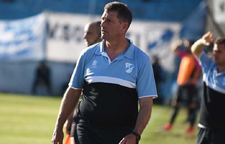Crisitan Aldirico sigue buscando el mejor funcionamiento del equipo y este viernes se probará con Independiente.