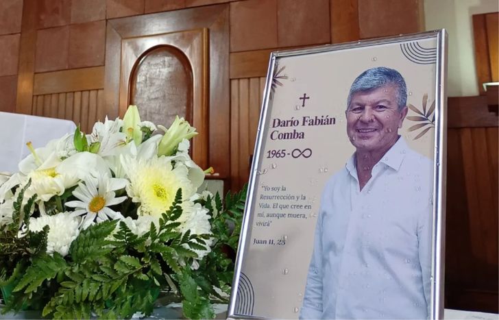 Hicieron una misa en memoria de Darío.